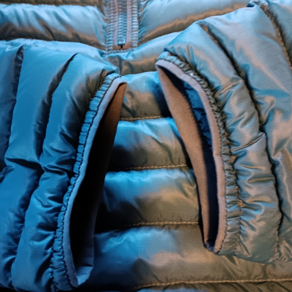 Patagonia AlpLight Down Pullover - Picture 12 of 14